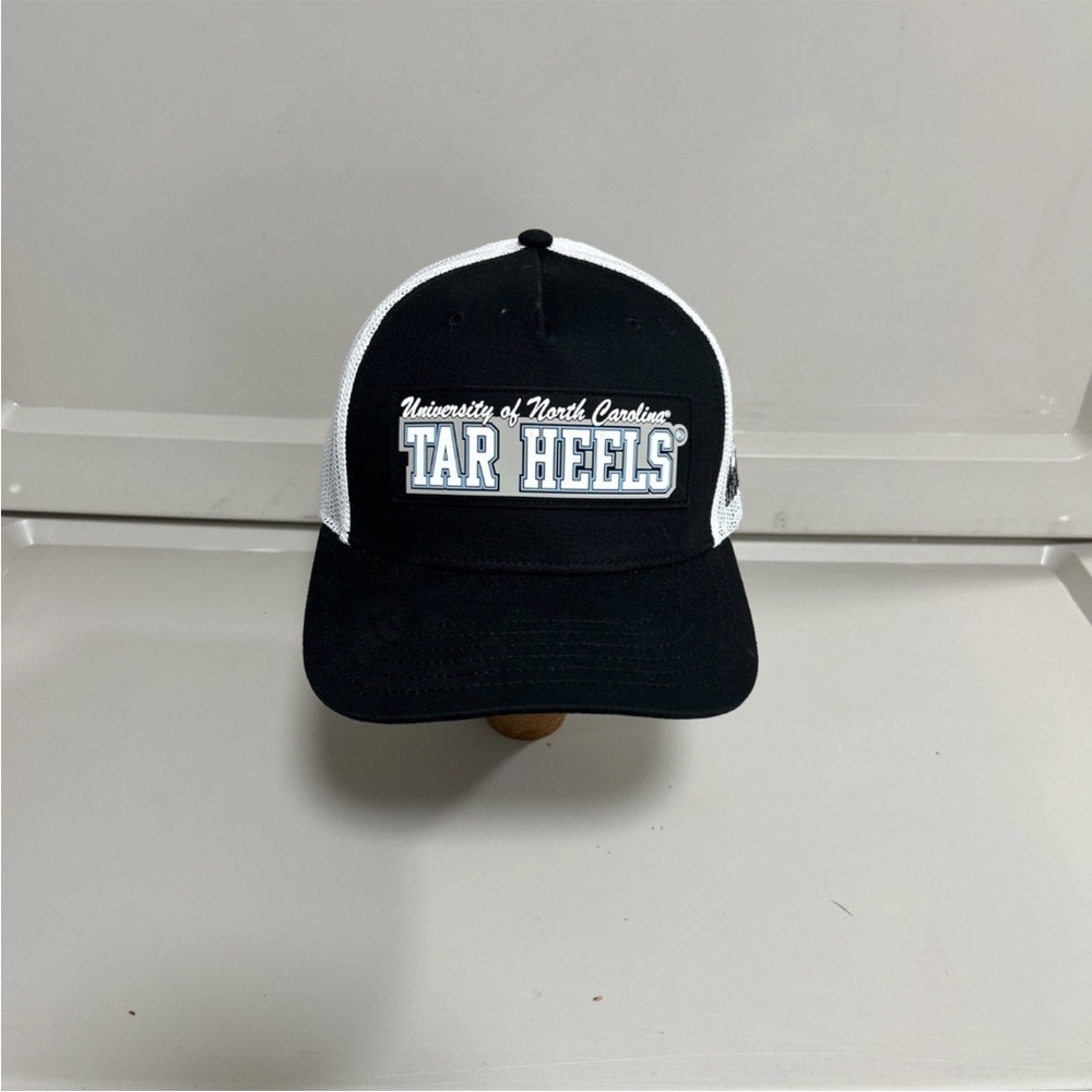 Modelo UNC North Carolina Tar Heels Truckers Mesh Sponsor Hat SnapBack OSFM NCAA